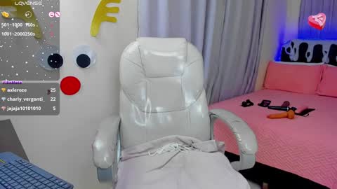 VALENTINA online show from 01.08.25