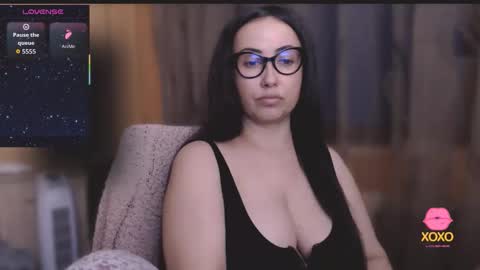 v     online show from 09.28.25