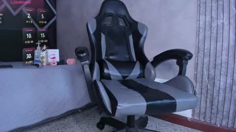 hot boy 04 online show from 10.03.25