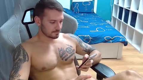 hot_cap_77 online show from 10.22.25