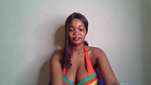 Snapshot of hot_choccoolate chatting on 05.27.26 Zarah online show from 05.27.26