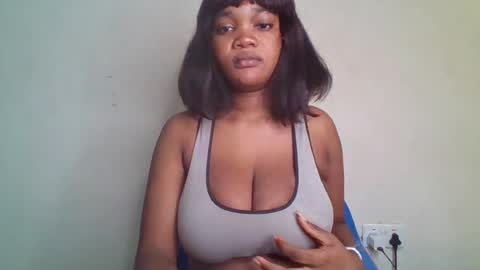 Snapshot of hot_choccoolate chatting on 07.19.26 Zarah online show from 07.19.26