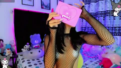 Snapshot of hot_eyes16 chatting on 04.08.26 Valens online show from 04.08.26