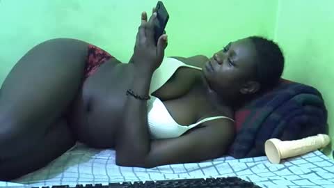 Snapshot of hot_girlly chatting on 09.11.25 hot_girlly online show from 09.11.25