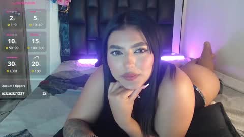 K E N D A L L online show from 01.18.25