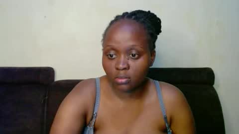 Linah online show from 11.19.25