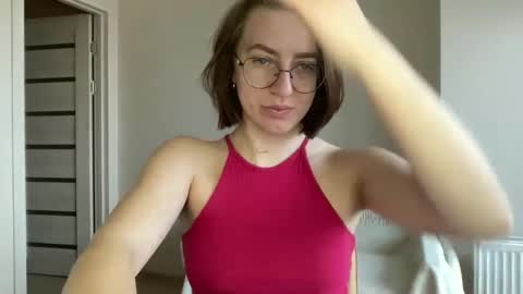 Lina online show from 12.22.24