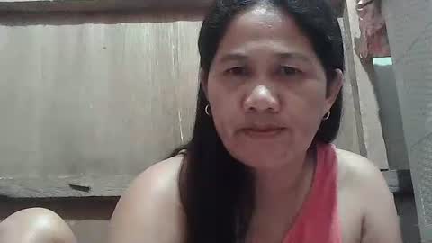 Snapshot of hot_mama09 chatting on 05.13.26 hotmama online show from 05.13.26