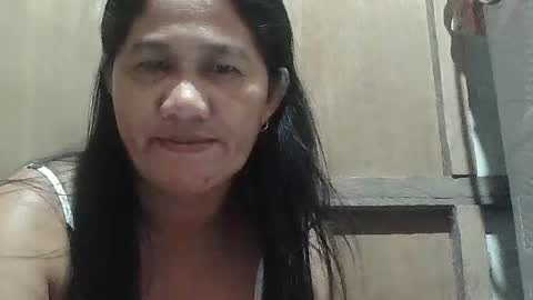 Snapshot of hot_mama09 chatting on 06.17.26 hotmama online show from 06.17.26