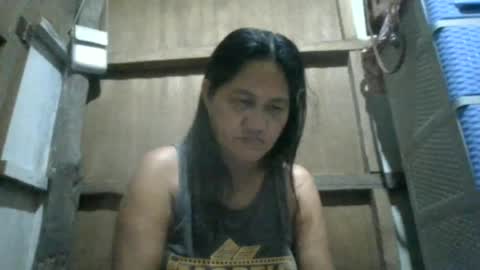 Snapshot of hot_mama09 chatting on 06.18.26 hotmama online show from 06.18.26