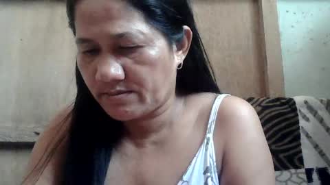 Snapshot of hot_mama09 chatting on 07.19.26 hotmama online show from 07.19.26