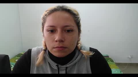 Mia online show from 02.07.25