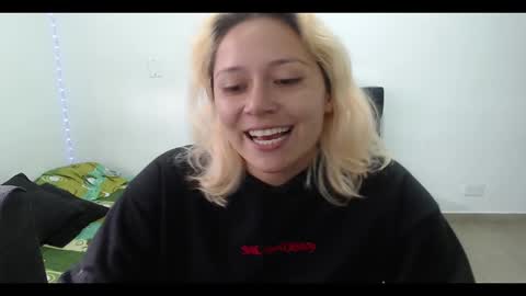 Mia online show from 02.23.25