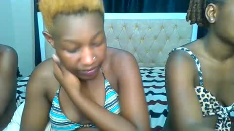 Snapshot of hot_n_savage chatting on 10.12.25 Savage online show from 10.12.25