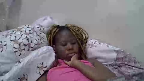 Snapshot of hot_petra2 chatting on 04.18.26 Daddys doll online show from 04.18.26