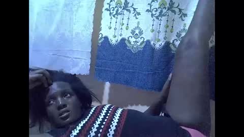 RAYLAH online show from 12.15.25