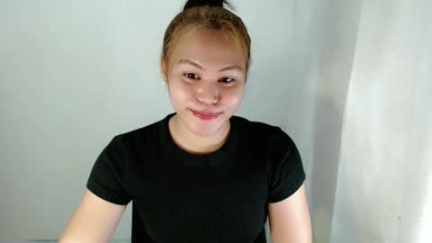 Selena online show from 10.04.25