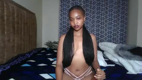 Snapshot of hot_sexy_babe chatting on 05.04.26 Bellah online show from 05.04.26