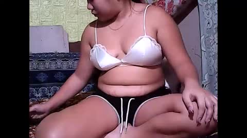 hot_tricia05 online show from 02.20.25