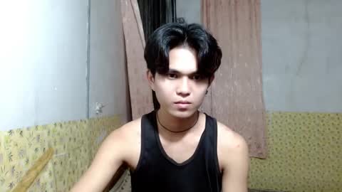 Snapshot of hot_vincent chatting on 03.01.25 kinky couple online show from 03.01.25