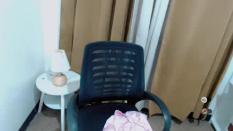 Snapshot of hot_yanna143 chatting on 07.14.26 Yanna online show from 07.14.26