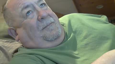 Snapshot of hotandhornyxxx1 chatting on 04.02.26 Hot and Horny online show from 04.02.26