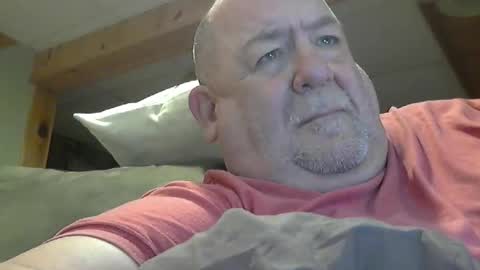 Snapshot of hotandhornyxxx1 chatting on 04.19.26 Hot and Horny online show from 04.19.26
