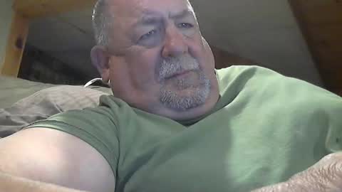 Snapshot of hotandhornyxxx1 chatting on 05.21.26 Hot and Horny online show from 05.21.26