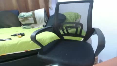 Hot and PowerHOPE U MISS ME online show from 02.04.25