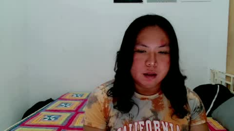 Snapshot of hotasian_mama chatting on 06.22.26 Grace online show from 06.22.26