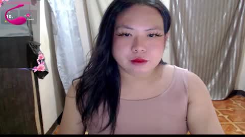 Snapshot of hotasian_mama chatting on 07.07.26 Grace online show from 07.07.26