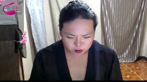 Snapshot of hotasian_mama chatting on 07.08.26 Grace online show from 07.08.26