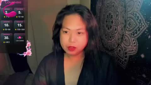 Snapshot of hotasian_mama chatting on 07.13.26 Grace online show from 07.13.26