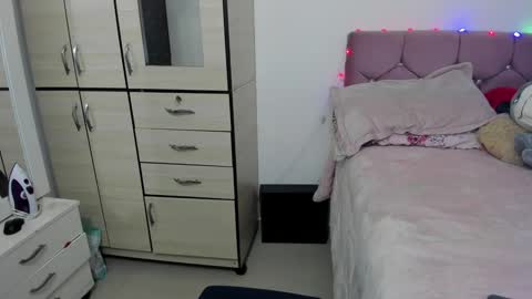 lesly and ander online show from 01.23.25