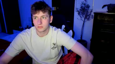 Snapshot of hotboyshorny chatting on 04.26.26 Hotboyshorny online show from 04.26.26