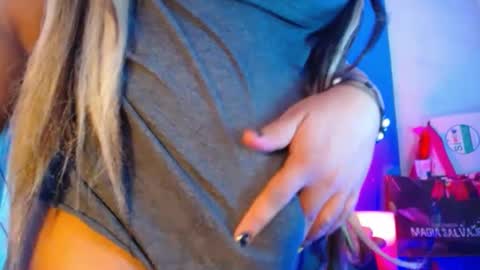 Snapshot of hotbritneyxx chatting on 03.01.25 hotbritneyxx online show from 03.01.25
