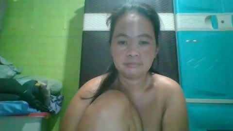 Snapshot of hotchicks4uxx chatting on 03.12.25 hotchicks4uxx online show from 03.12.25