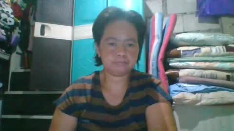 Snapshot of hotchicks4uxx chatting on 01.15.26 hotchicks4uxx online show from 01.15.26