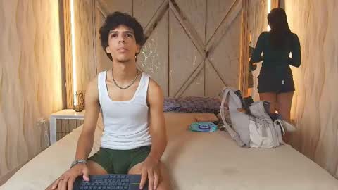hotcouple_222 online show from 05.17.26