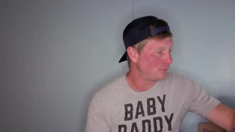 Snapshot of hotdadforyou chatting on 04.28.26 hotdadforyou online show from 04.28.26