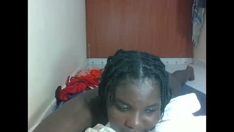 Snapshot of hotebbbyy chatting on 05.07.26 EBBY online show from 05.07.26