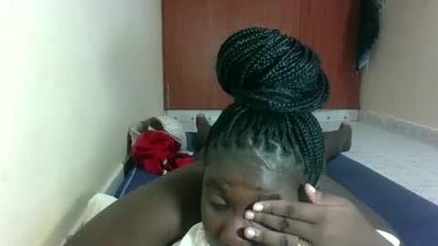 Snapshot of hotebbbyy chatting on 05.11.26 EBBY online show from 05.11.26