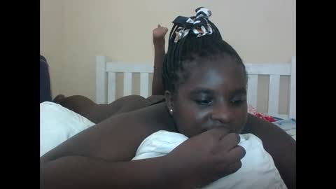 Snapshot of hotebbbyy chatting on 05.31.26 EBBY online show from 05.31.26