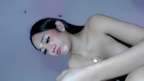 Yumi online show from 01.07.25