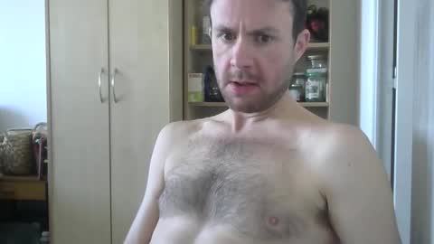 Snapshot of hotgardenersexy chatting on 04.06.26 Le jardinier sexy online show from 04.06.26