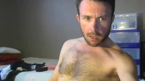 Snapshot of hotgardenersexy chatting on 04.19.26 Le jardinier sexy online show from 04.19.26