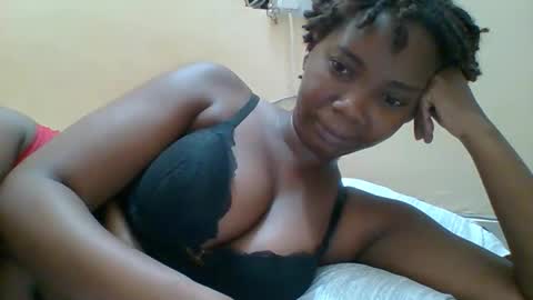 Snapshot of hotgodees chatting on 03.10.26 Queen online show from 03.10.26