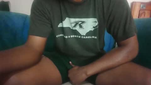 hotguyy001 online show from 09.30.25