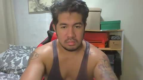 Snapshot of hothunkybear23 chatting on 12.19.24 Khel online show from 12.19.24