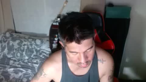 Snapshot of hothunkybear23 chatting on 02.01.26 Khel online show from 02.01.26